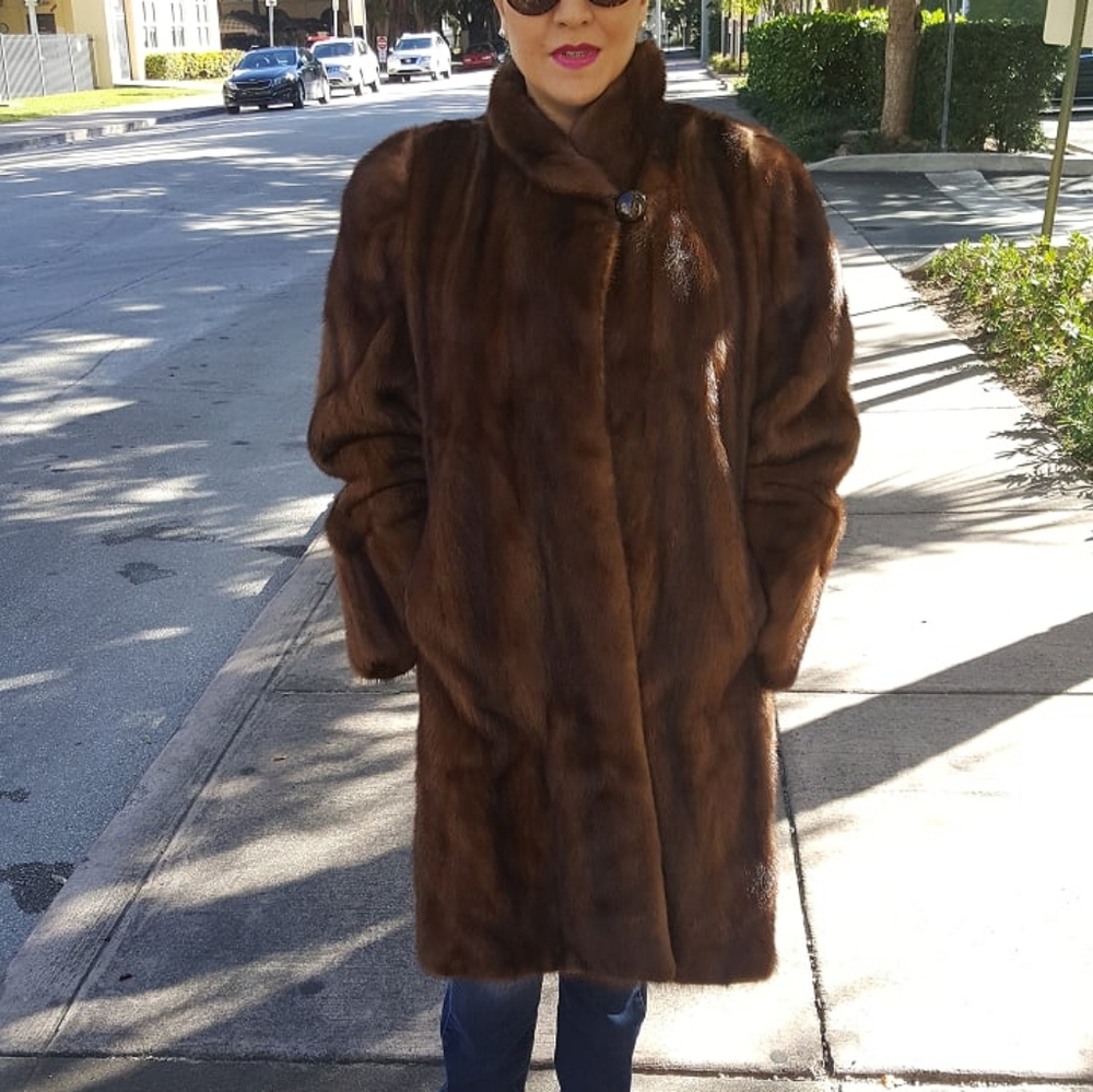 Bison Coat - Picture 4 of 4